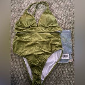 NWT CUPSHE bathing suit, two piece